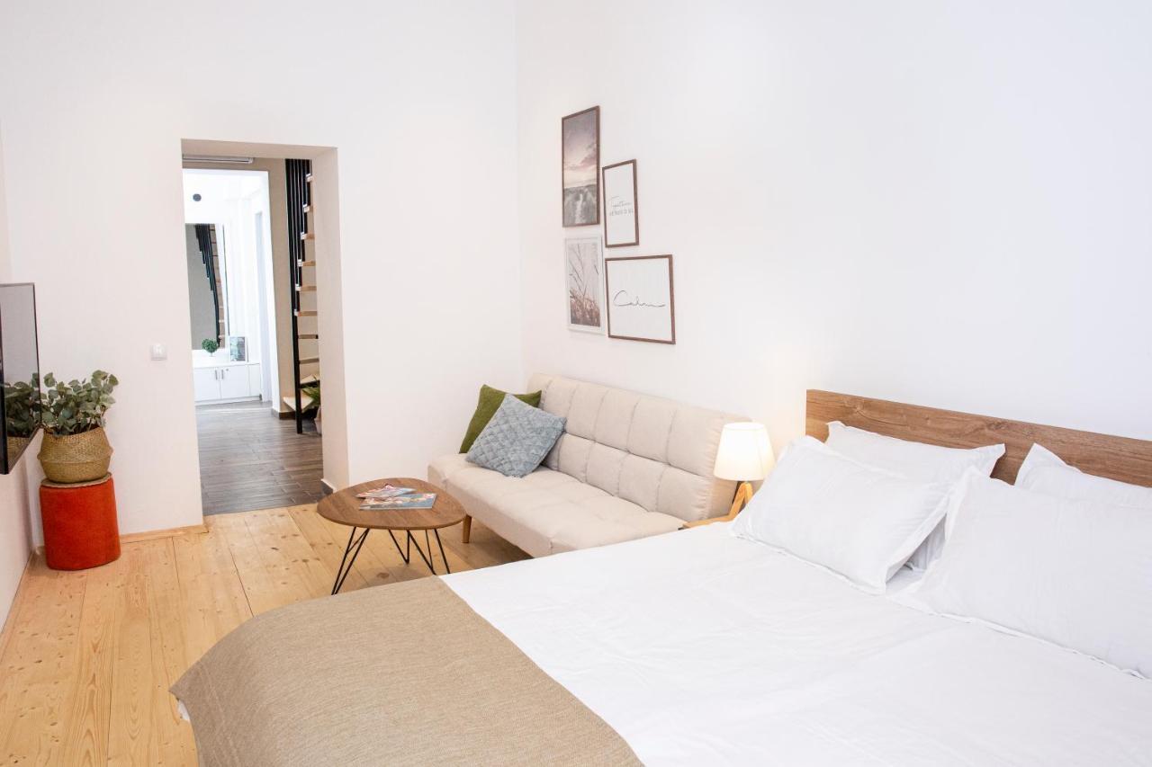 Cibola Boutique - C Apartment Tbilisi Bagian luar foto